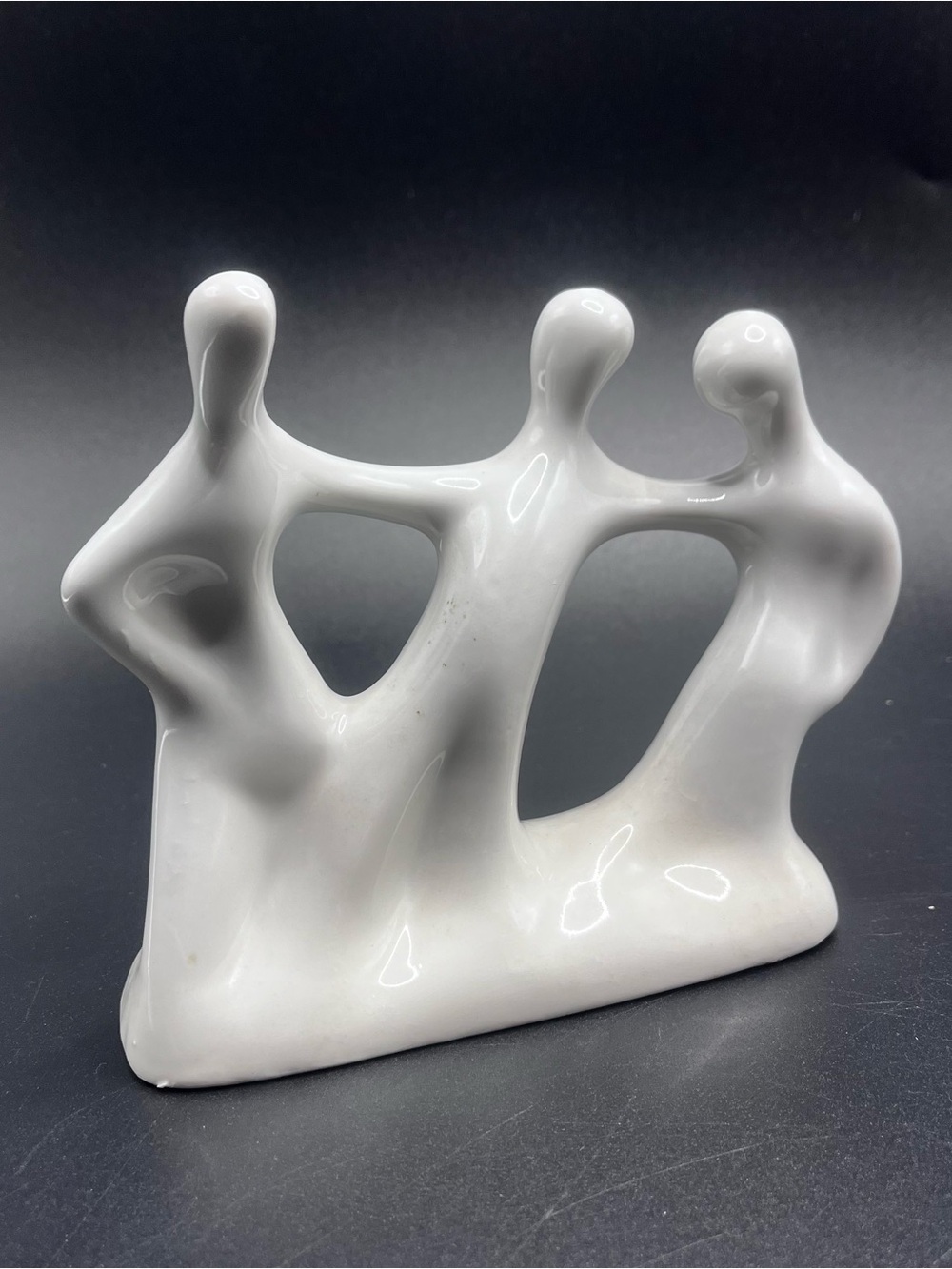 Vtg MCM Naaman Israel White Porcelain Abstract Sculpture Three Friends/Dancers